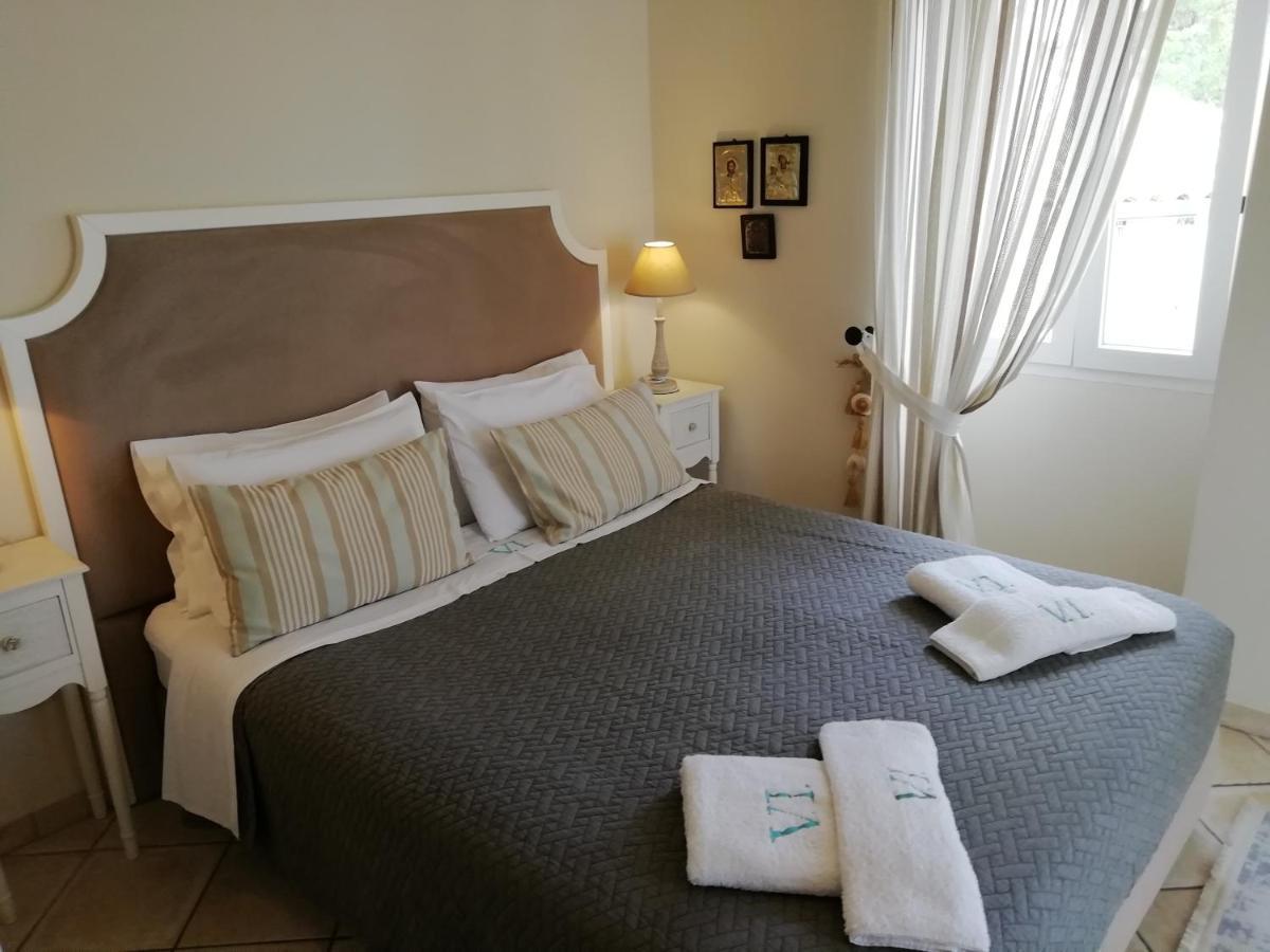 Imerolia Beach Villa Kassiopi Corfu מראה חיצוני תמונה