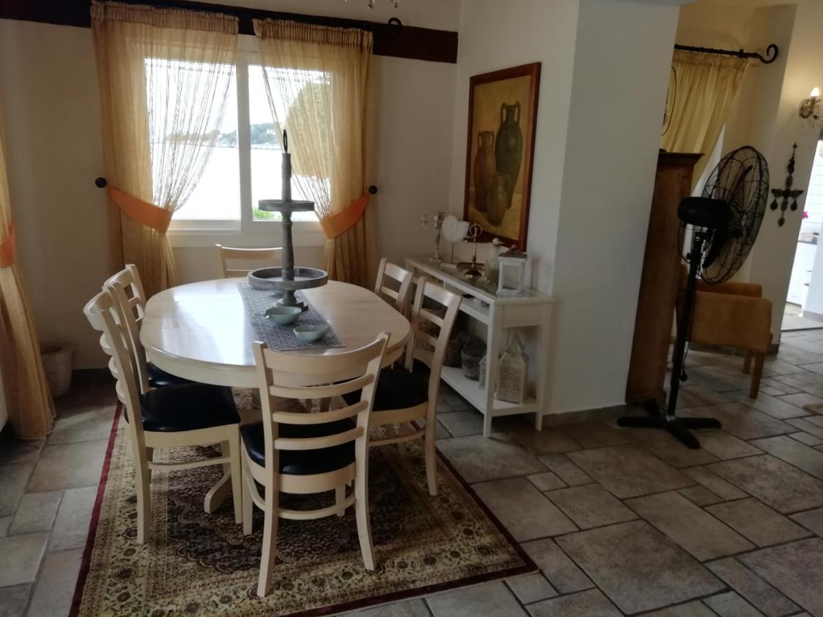 Imerolia Beach Villa Kassiopi Corfu מראה חיצוני תמונה