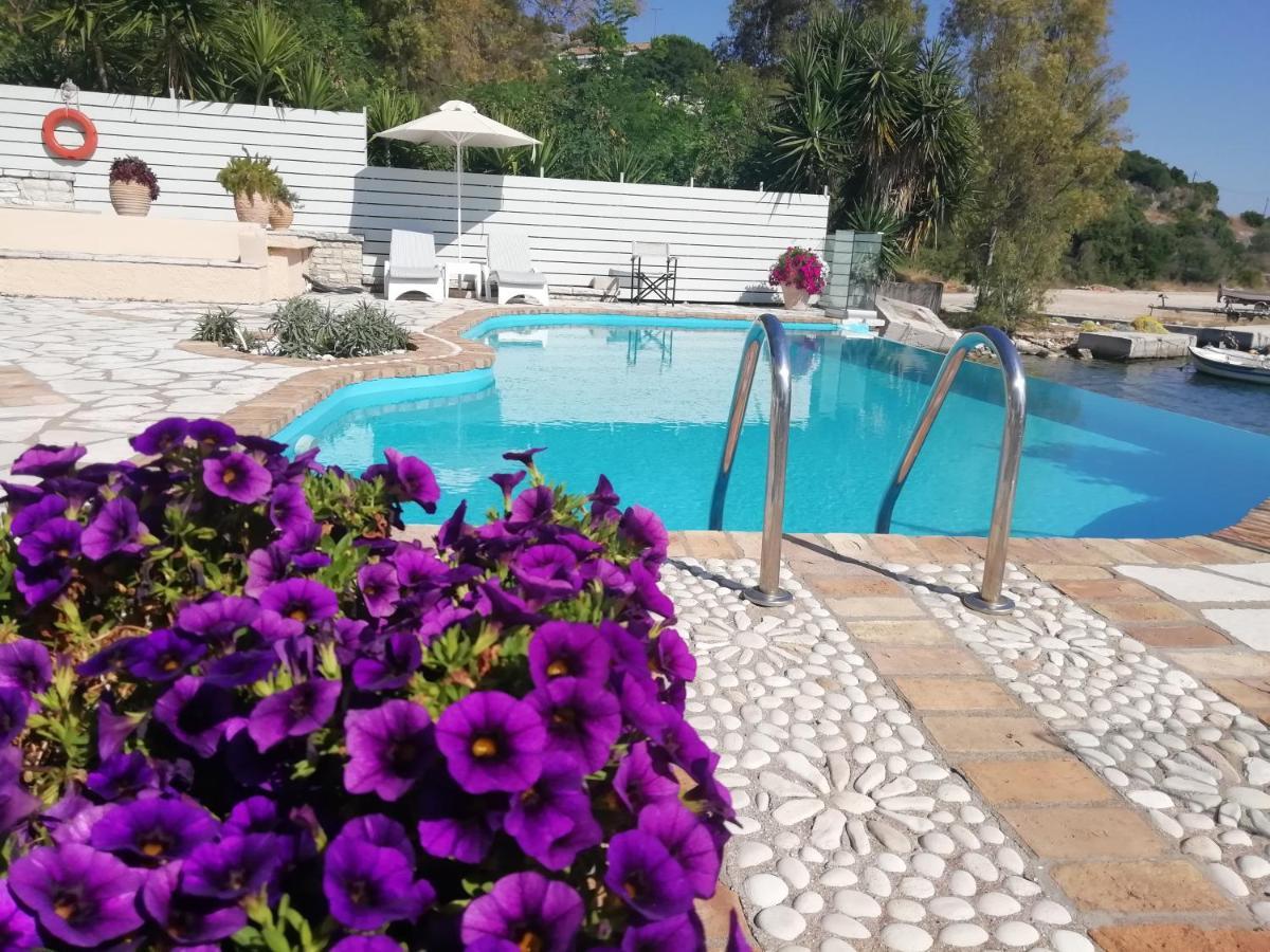 Imerolia Beach Villa Kassiopi Corfu מראה חיצוני תמונה