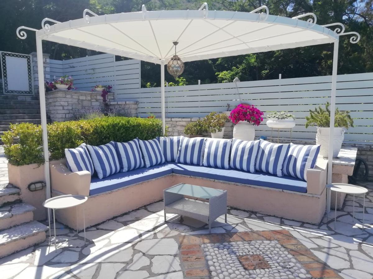 Imerolia Beach Villa Kassiopi Corfu מראה חיצוני תמונה