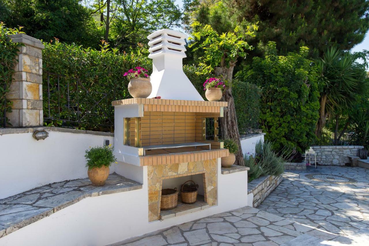 Imerolia Beach Villa Kassiopi Corfu מראה חיצוני תמונה